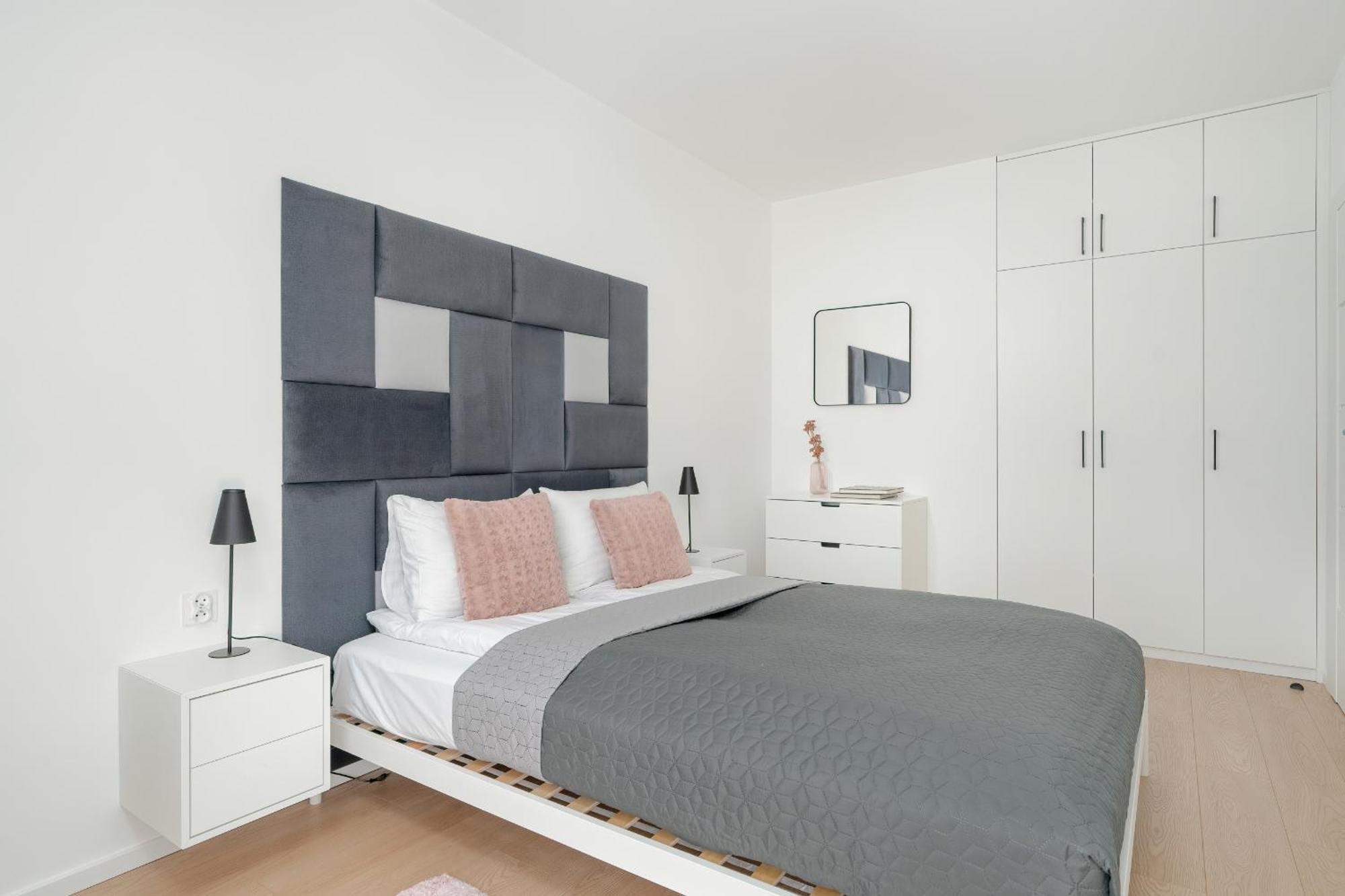 Spacious Apartment With Balcony By Rent Like Home Poznan Exterior photo